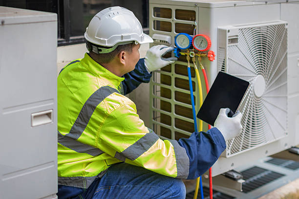 Professional Ac Installation technician working in Mansfield Center, MA